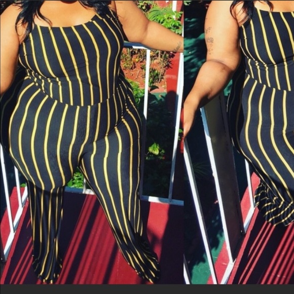 Romper - Picture 2 of 4